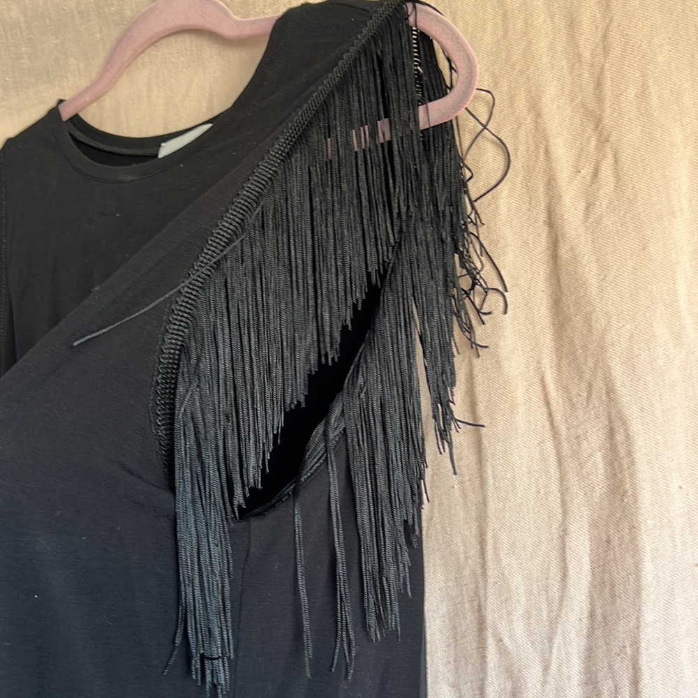 Black t-shirt - Picture 2 of 4